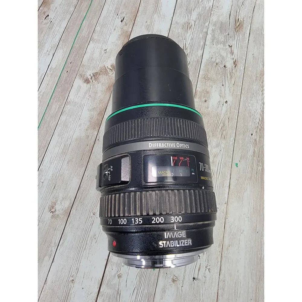 Canon EOS EF 70-300mm f4.5-5.6 DO IS USM Telephoto Zoom Lens